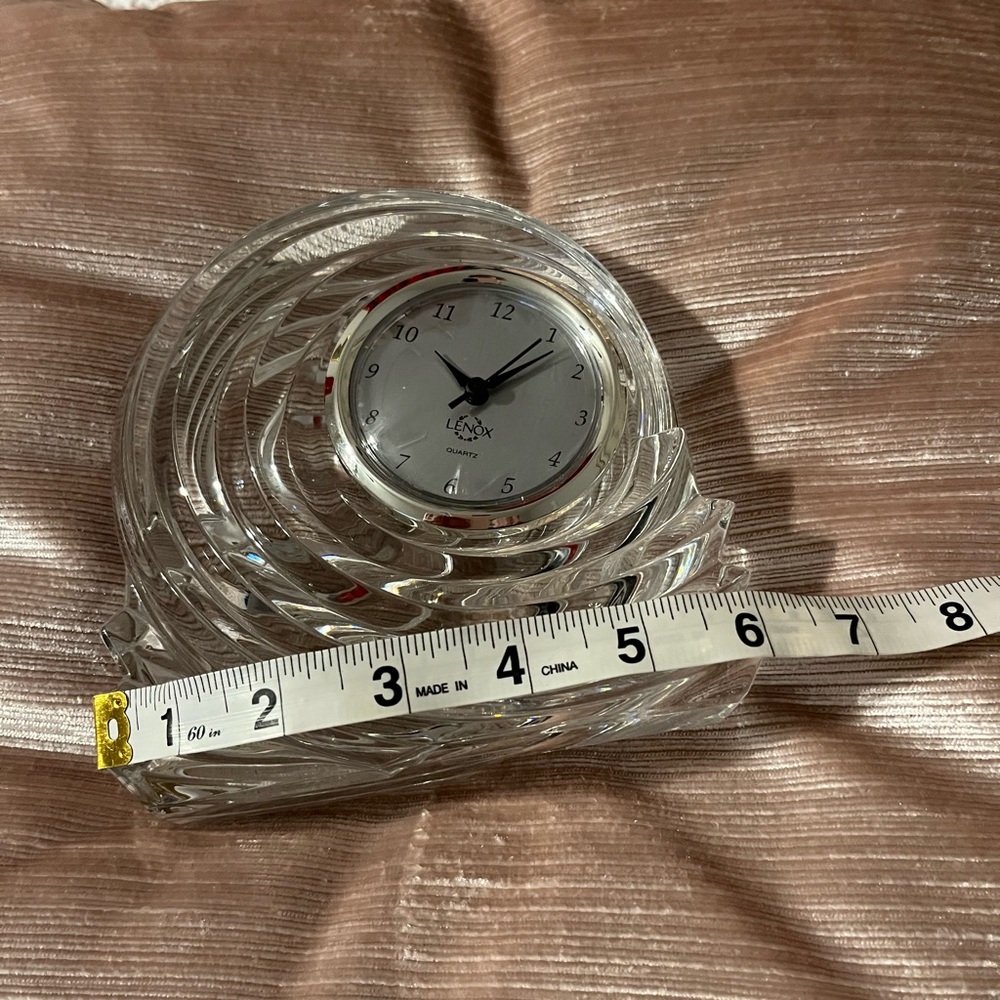 Lenox clock
Never used - Picture 2 of 6